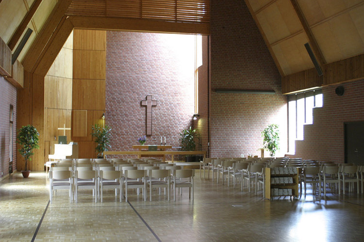 Vehkojan seurakuntakeskus sisältä